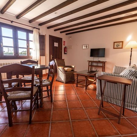 Apartamentos Rurales Antanielles Рибадеселья Экстерьер фото